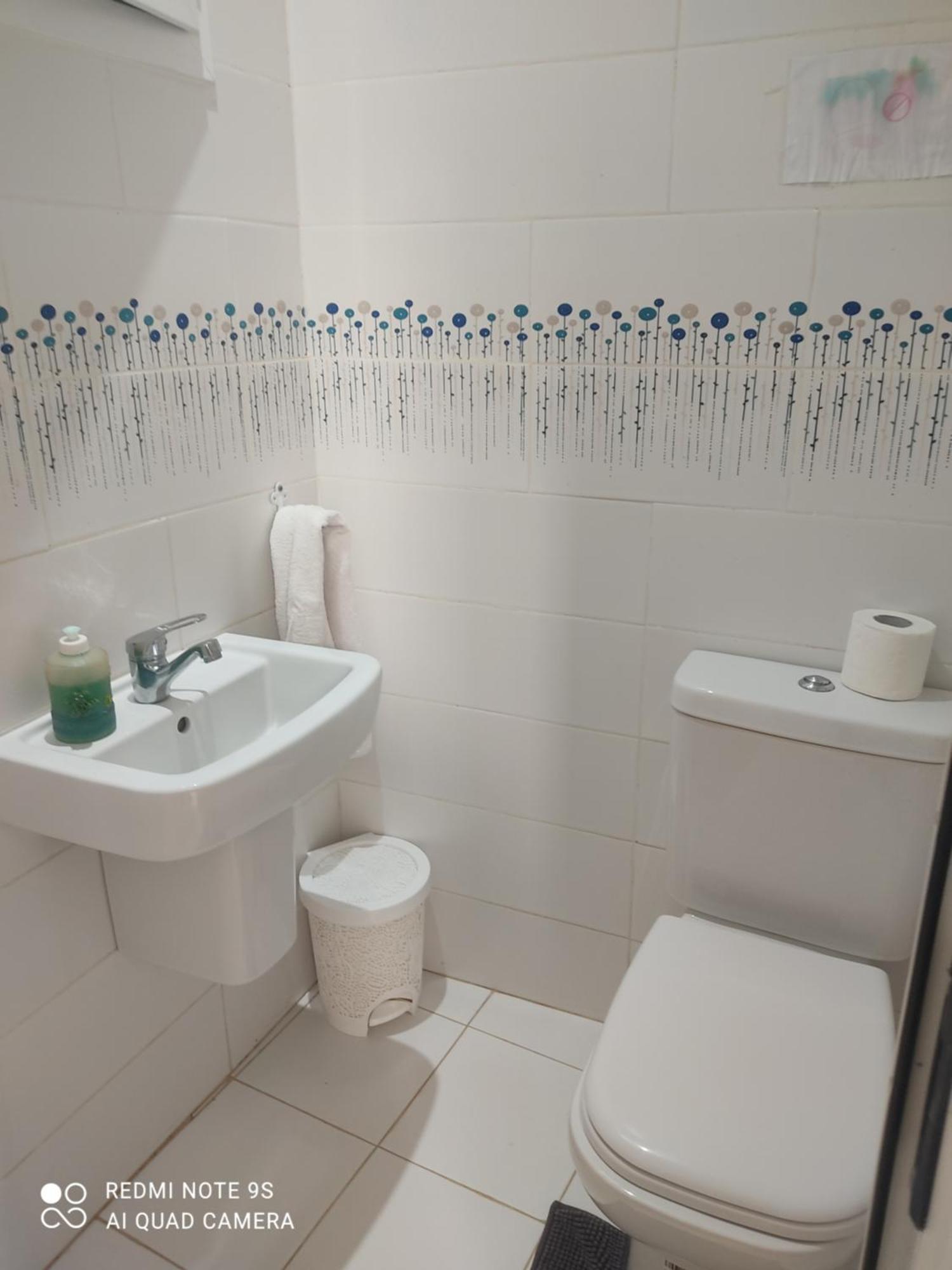 Etage De Villa Avec Jardin, Pres De L'Aireport Et Parking Prive Ariana Εξωτερικό φωτογραφία