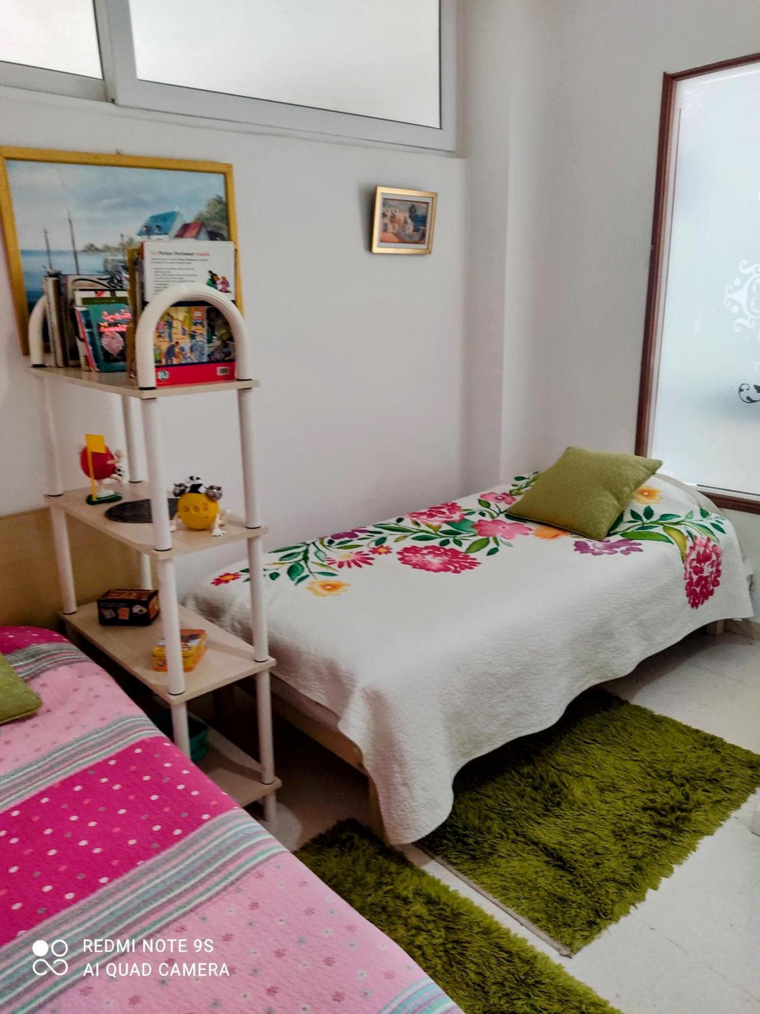 Etage De Villa Avec Jardin, Pres De L'Aireport Et Parking Prive Ariana Εξωτερικό φωτογραφία